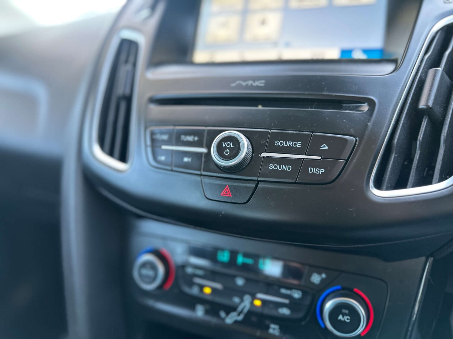 Used Ford Focus 2017 for sale - 77693778: Photo 24