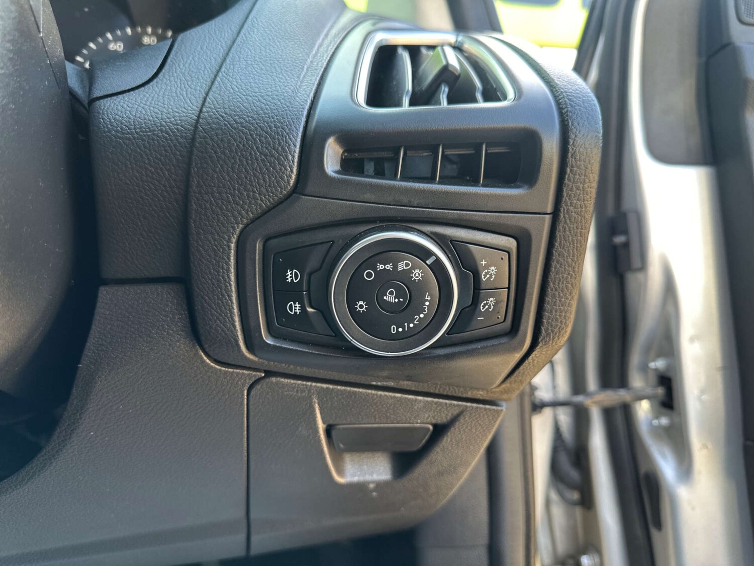 Used Ford Focus 2017 for sale - 77693778: Photo 33