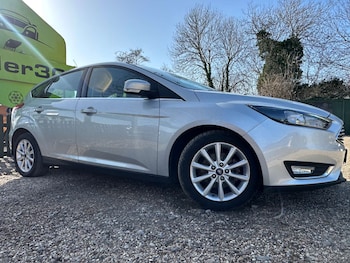 Used Ford Focus 2017 for sale - 77693778: Photo