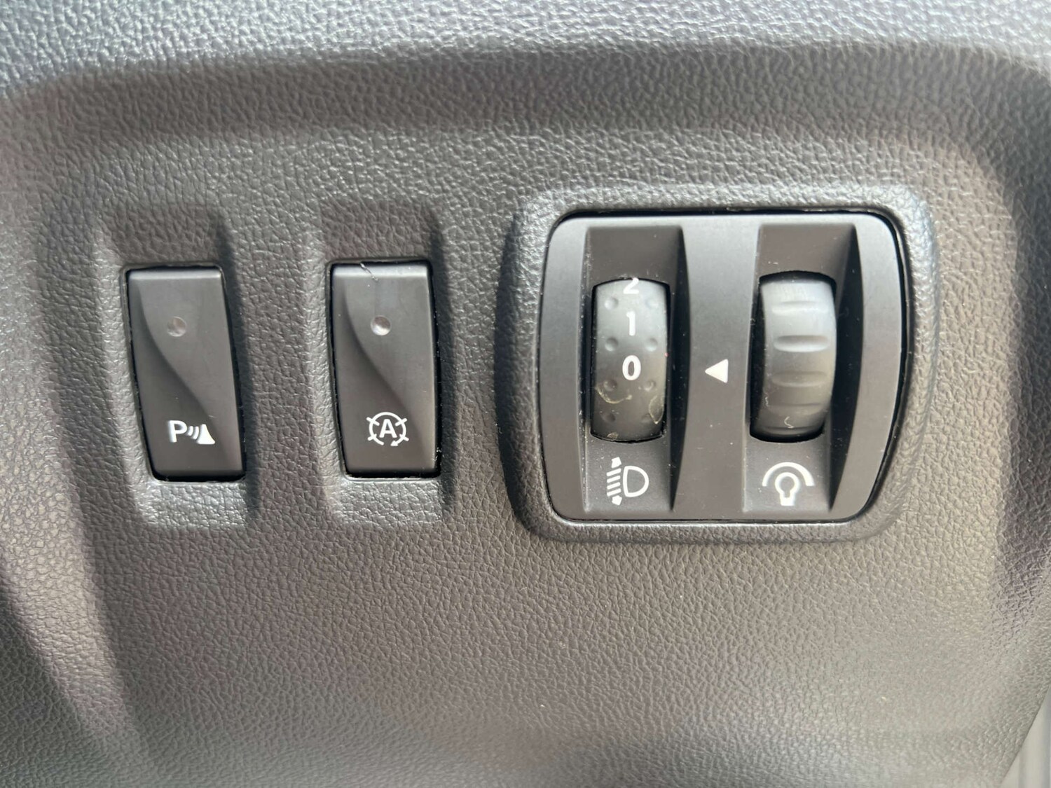 Used Renault Captur 2016 for sale - 75984069: Photo 31