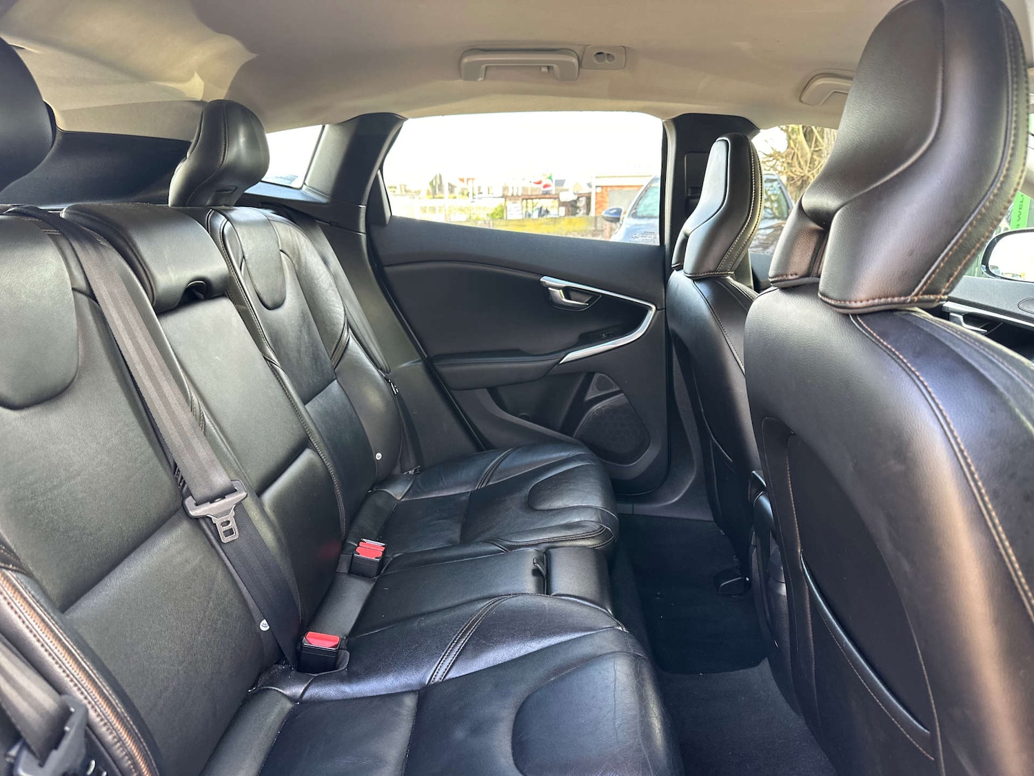 Used Volvo V40 2016 for sale - 77093742: Photo 14