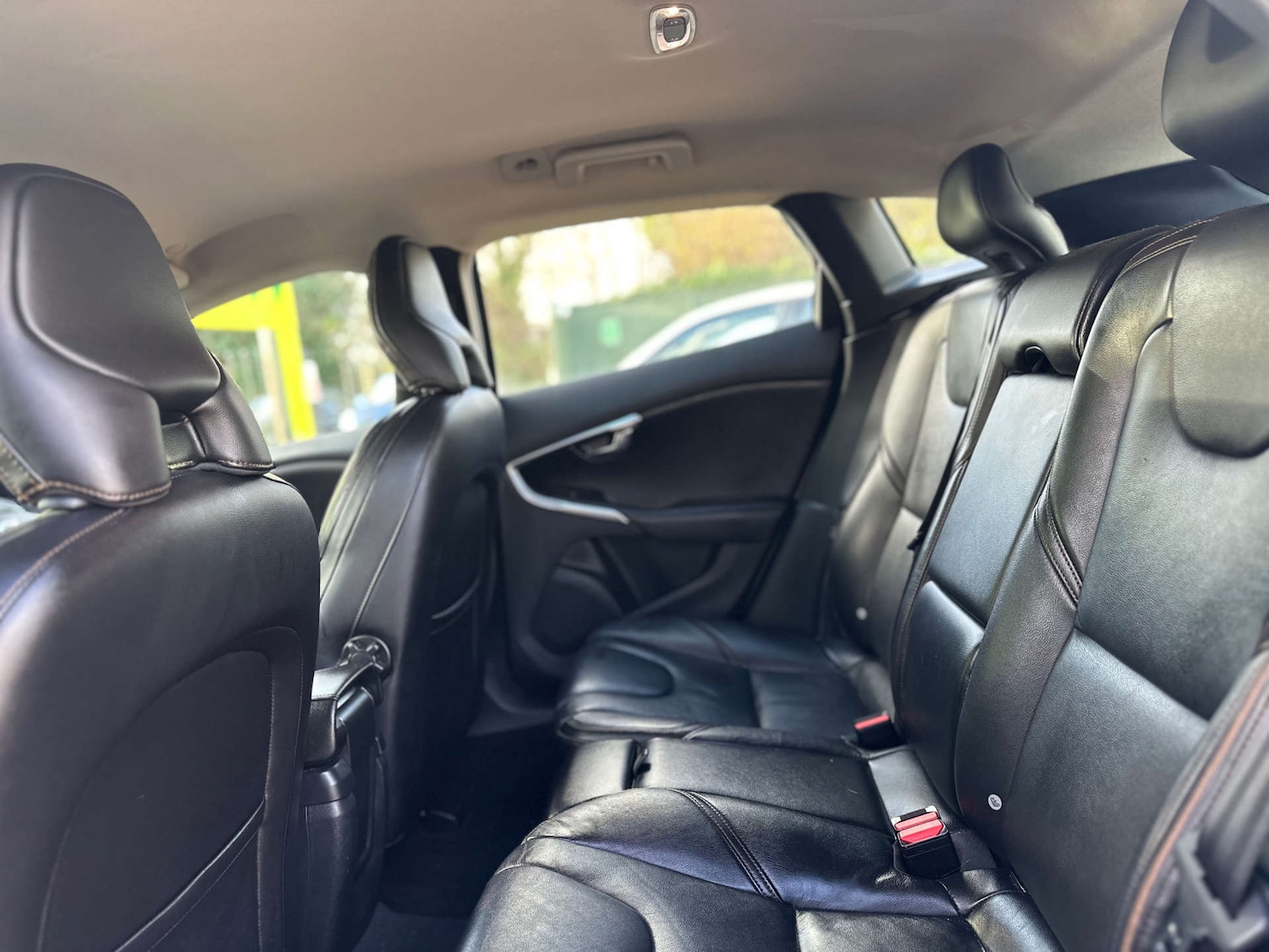 Used Volvo V40 2016 for sale - 77093742: Photo 23