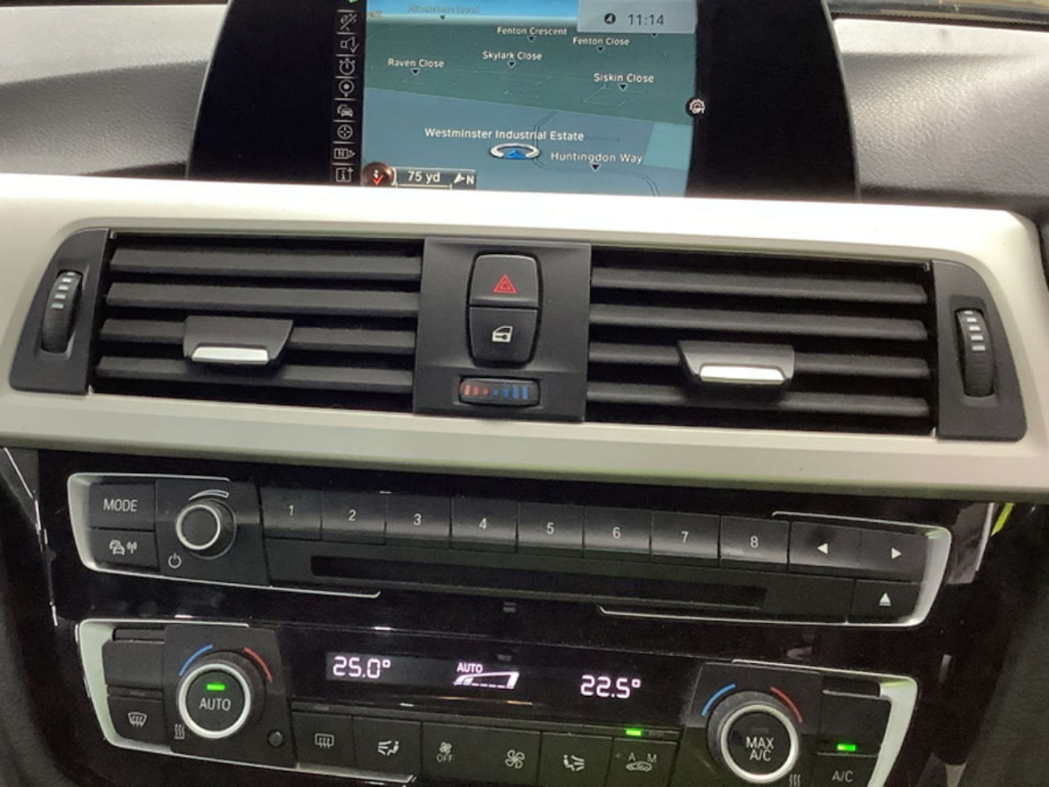 Used BMW 3 Series 2016 for sale - 77765753: Photo 2