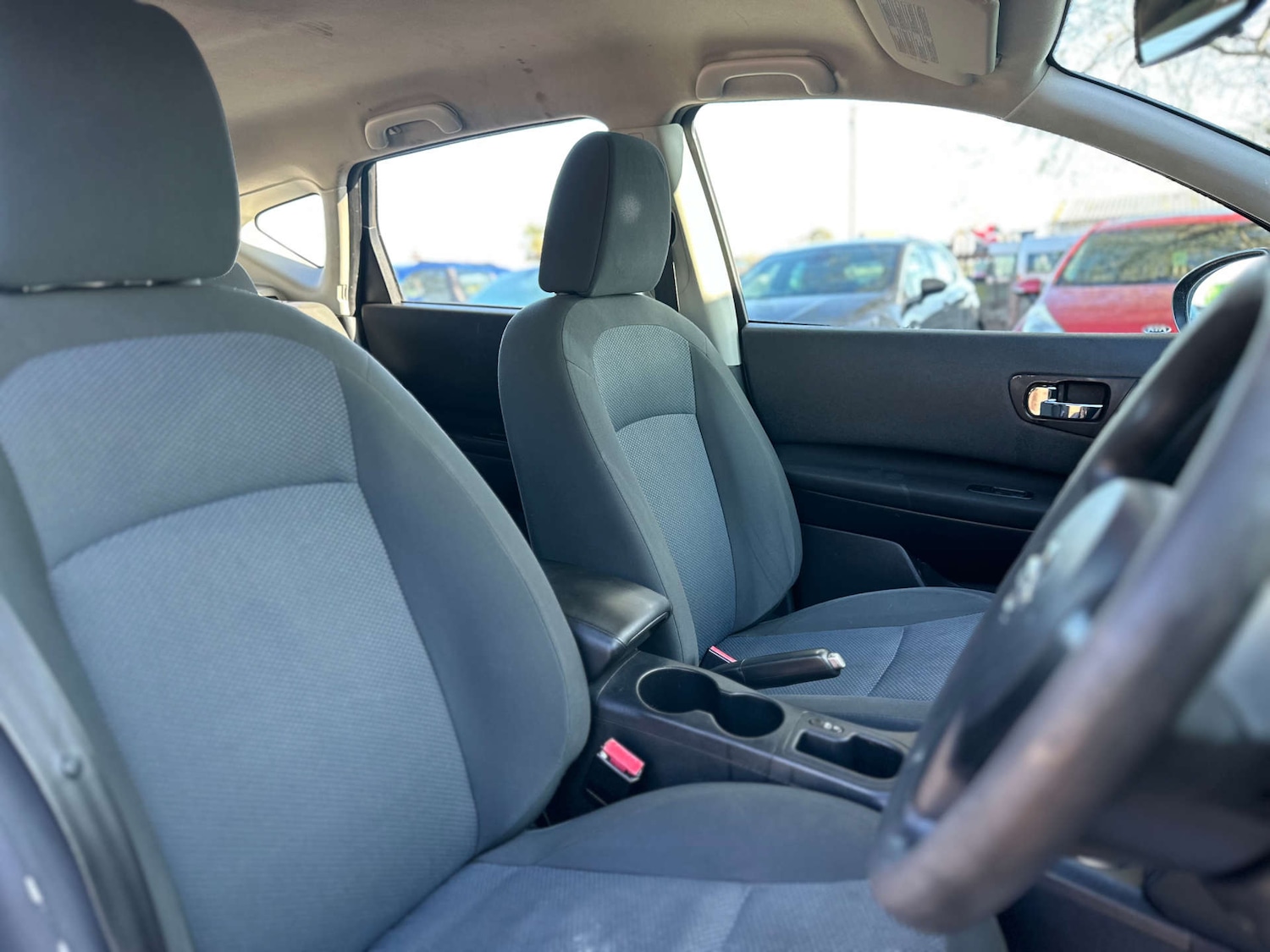 Used Nissan Qashqai 2012 for sale - 76961787: Photo 2