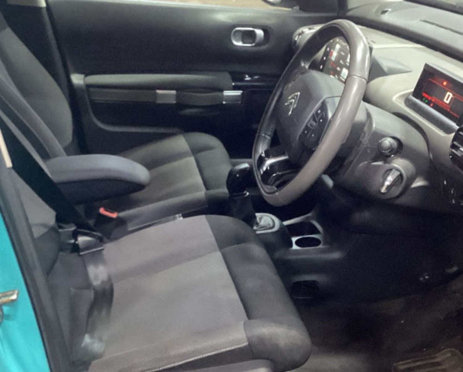 Used Citroen C4 Cactus 2015 for sale - 77482407: Photo 3