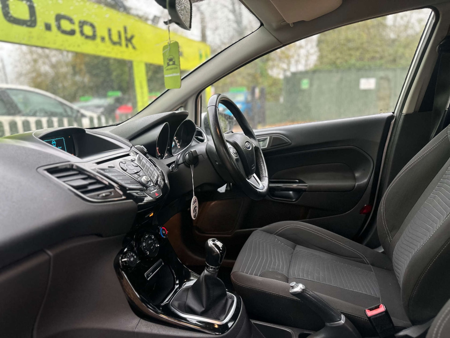 Used Ford Fiesta 2015 for sale - 76565658: Photo 12