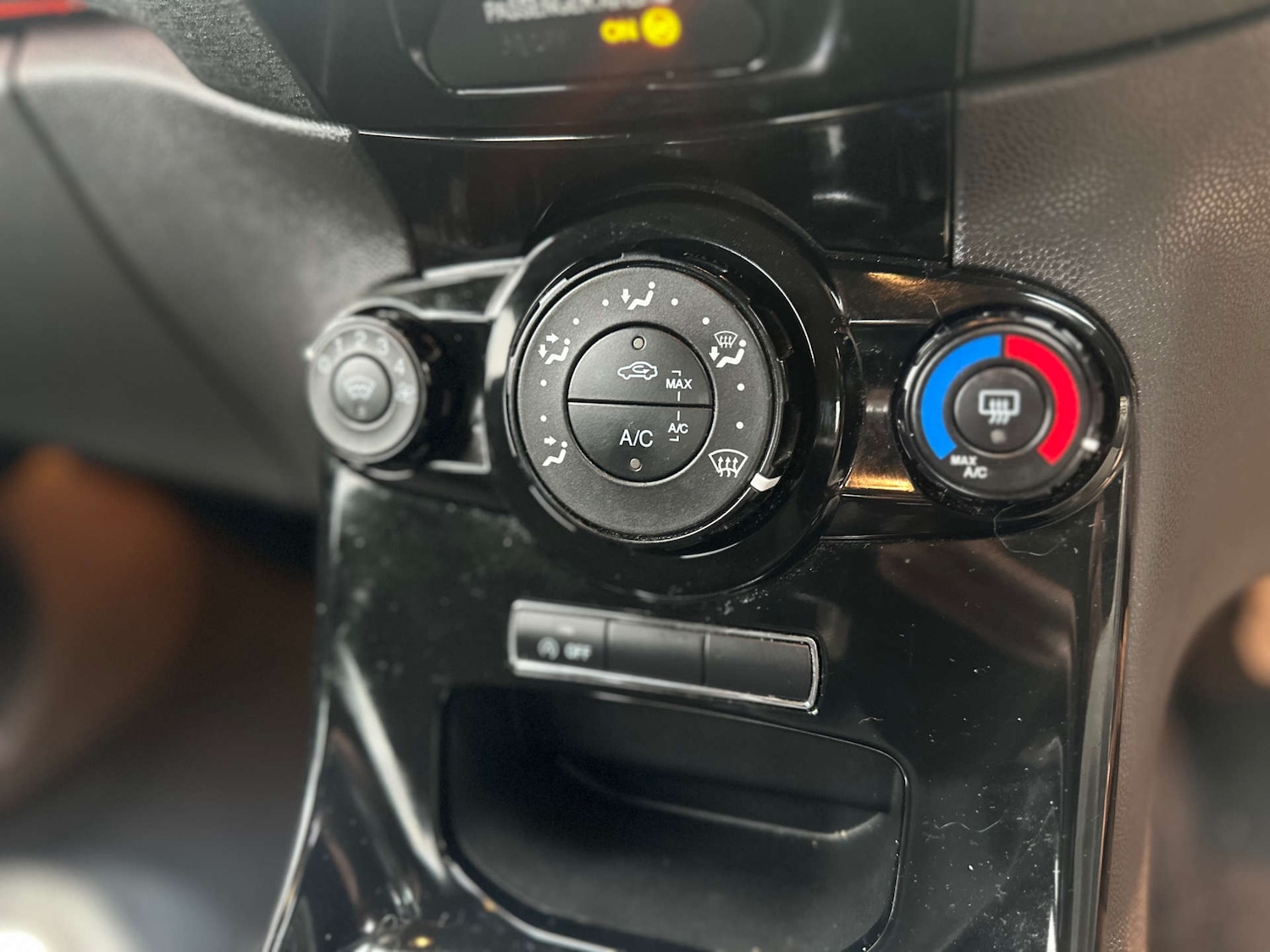 Used Ford Fiesta 2015 for sale - 76565658: Photo 20