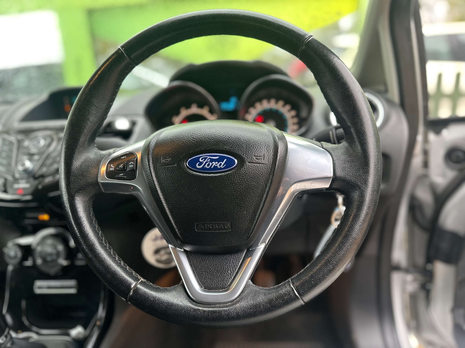 Used Ford Fiesta 2015 for sale - 76565658: Photo 30