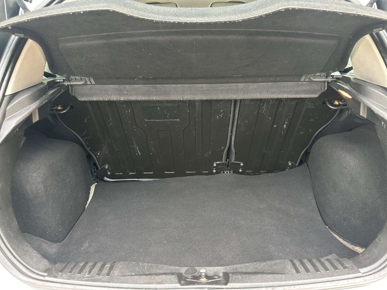 Used Ford Fiesta 2006 for sale - 76878100: Photo 15