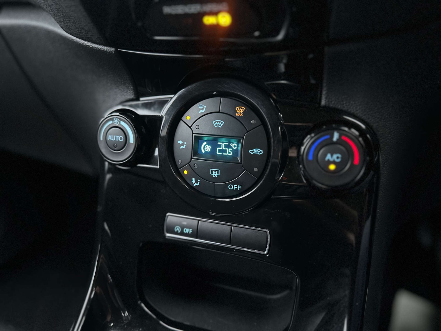 Used Ford Fiesta 2013 for sale - 77058497: Photo 25