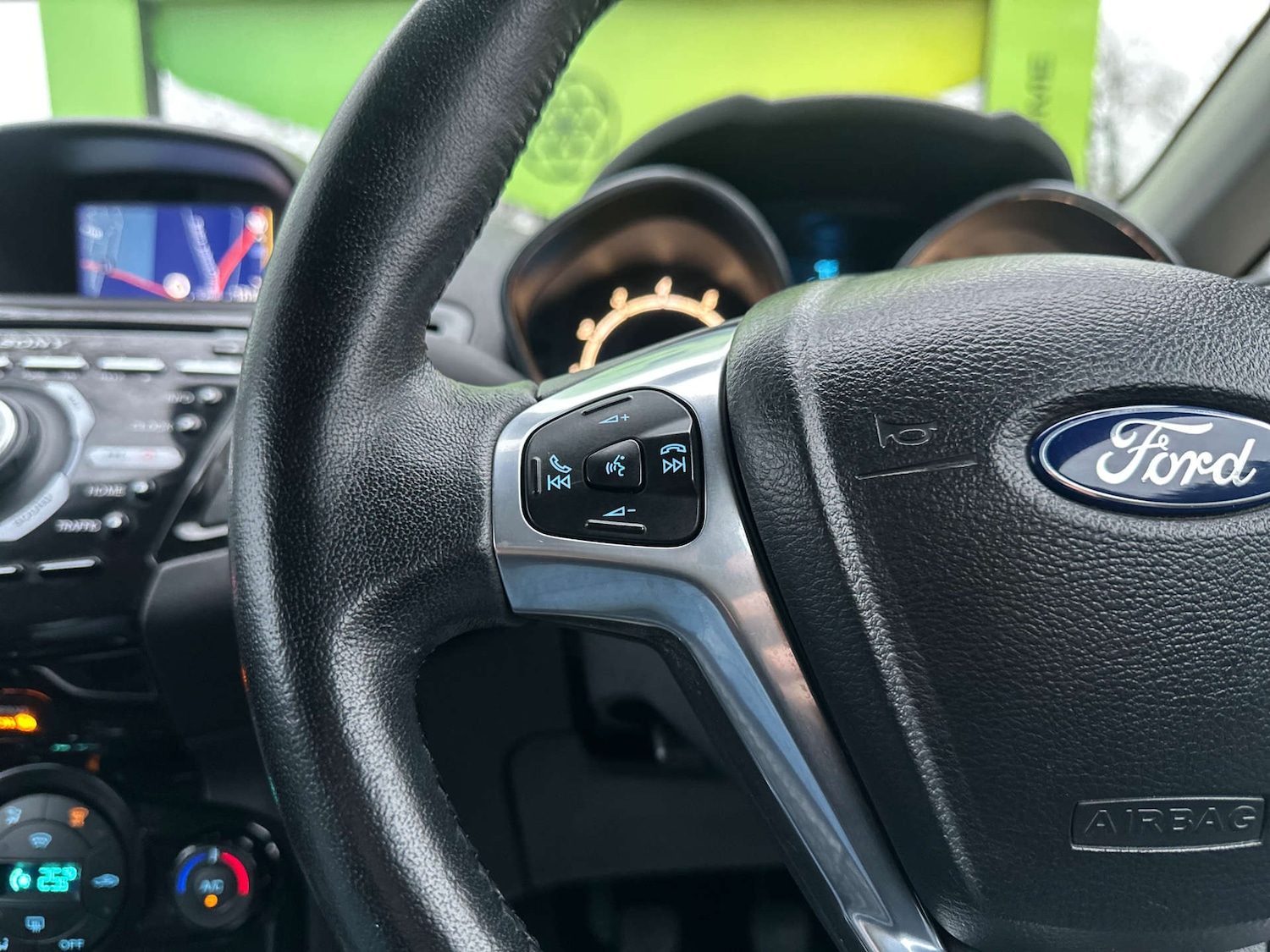 Used Ford Fiesta 2013 for sale - 77058497: Photo 28