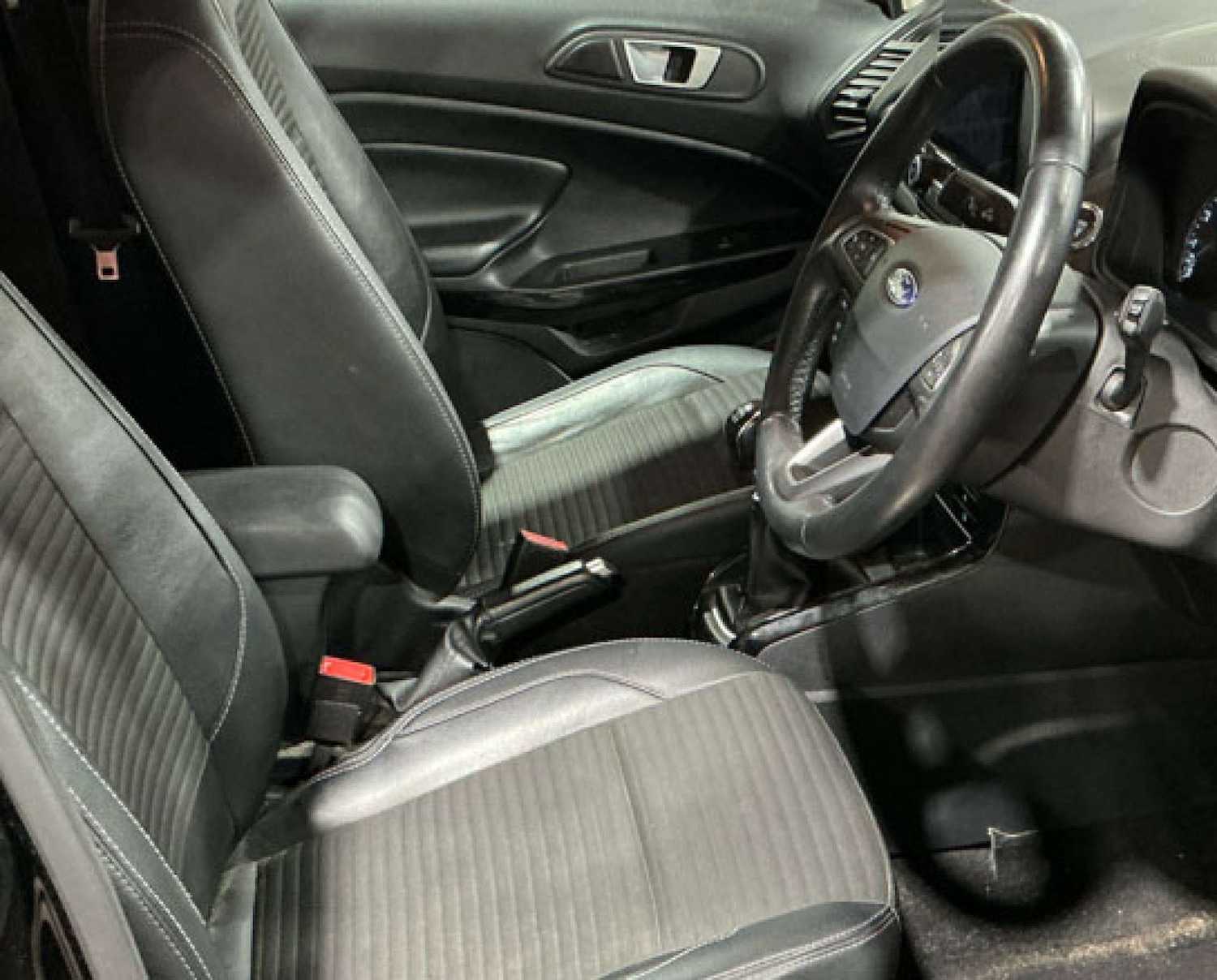 Used Ford Ecosport 2019 for sale - 77594810: Photo 3