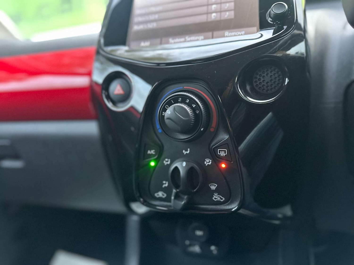 Used Toyota AYGO 2014 for sale - 76577478: Photo 21