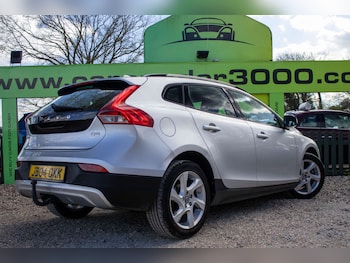 Used Volvo V40 2014 for sale - 78241833: Photo
