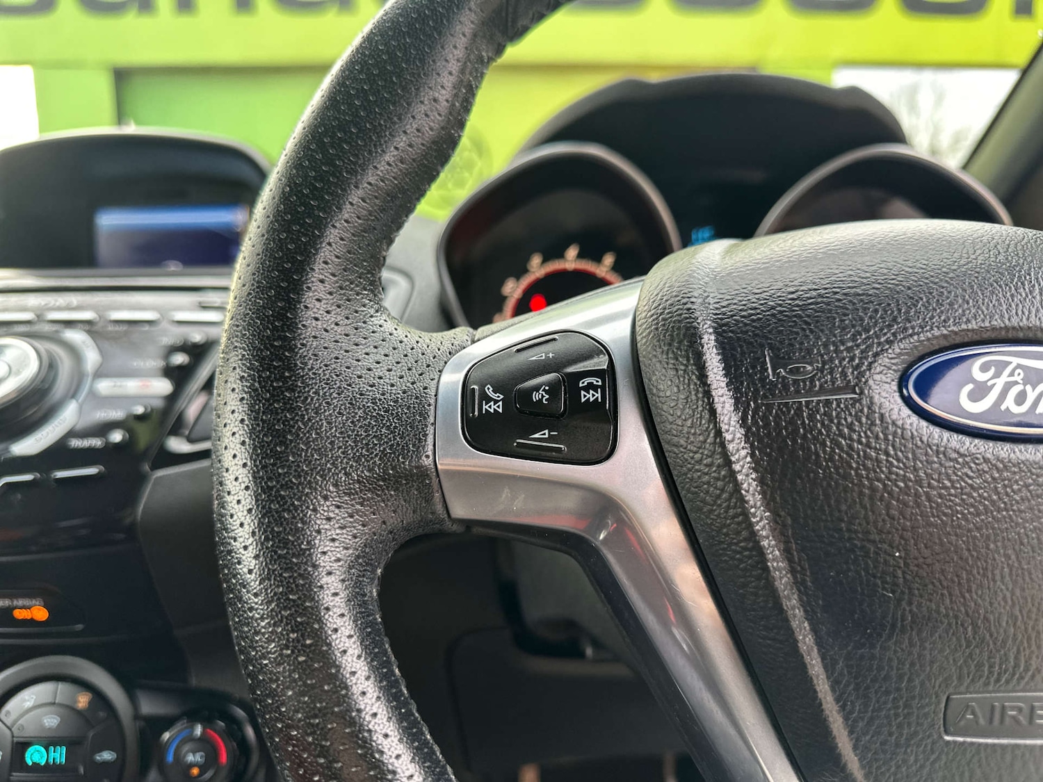 Used Ford Fiesta 2014 for sale - 77195892: Photo 27