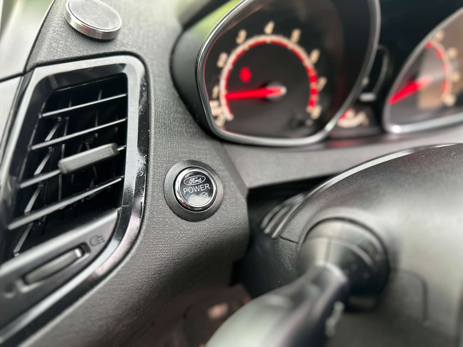 Used Ford Fiesta 2014 for sale - 77195892: Photo 31