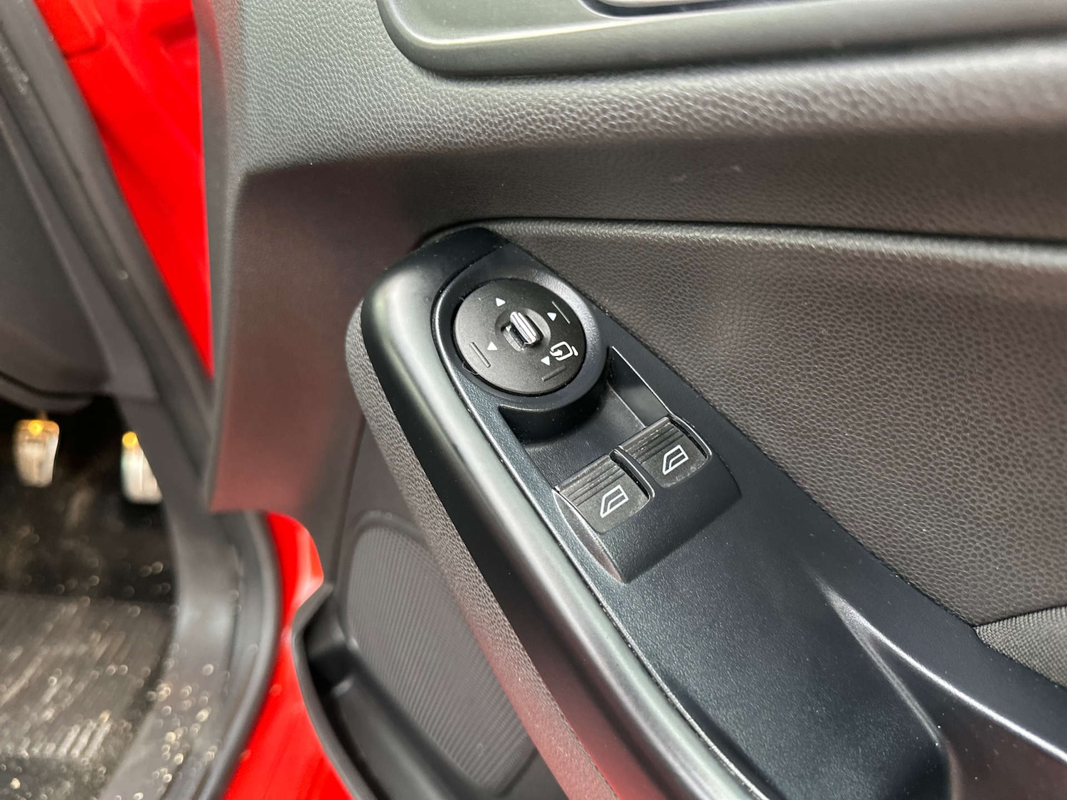 Used Ford Fiesta 2014 for sale - 77195892: Photo 32