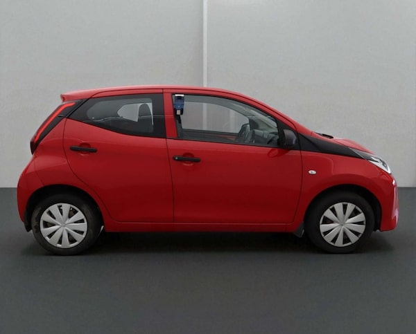 Used Toyota AYGO 2019 for sale - 76263540: Photo 11