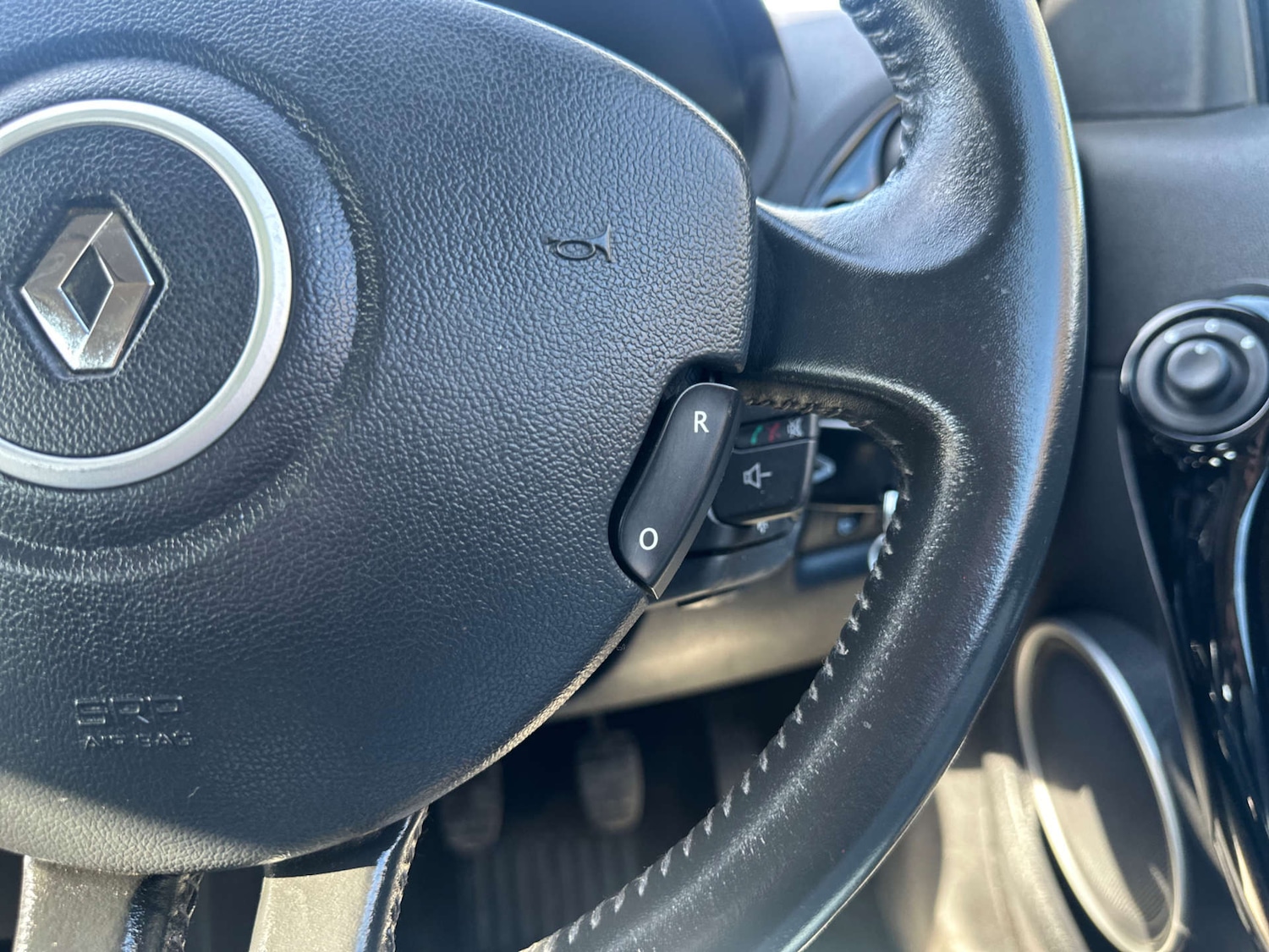 Used Renault Clio 2012 for sale - 77735039: Photo 20