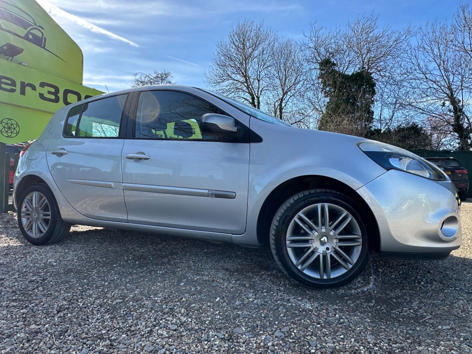 Used Renault Clio 2012 for sale - 77735039: Photo 4
