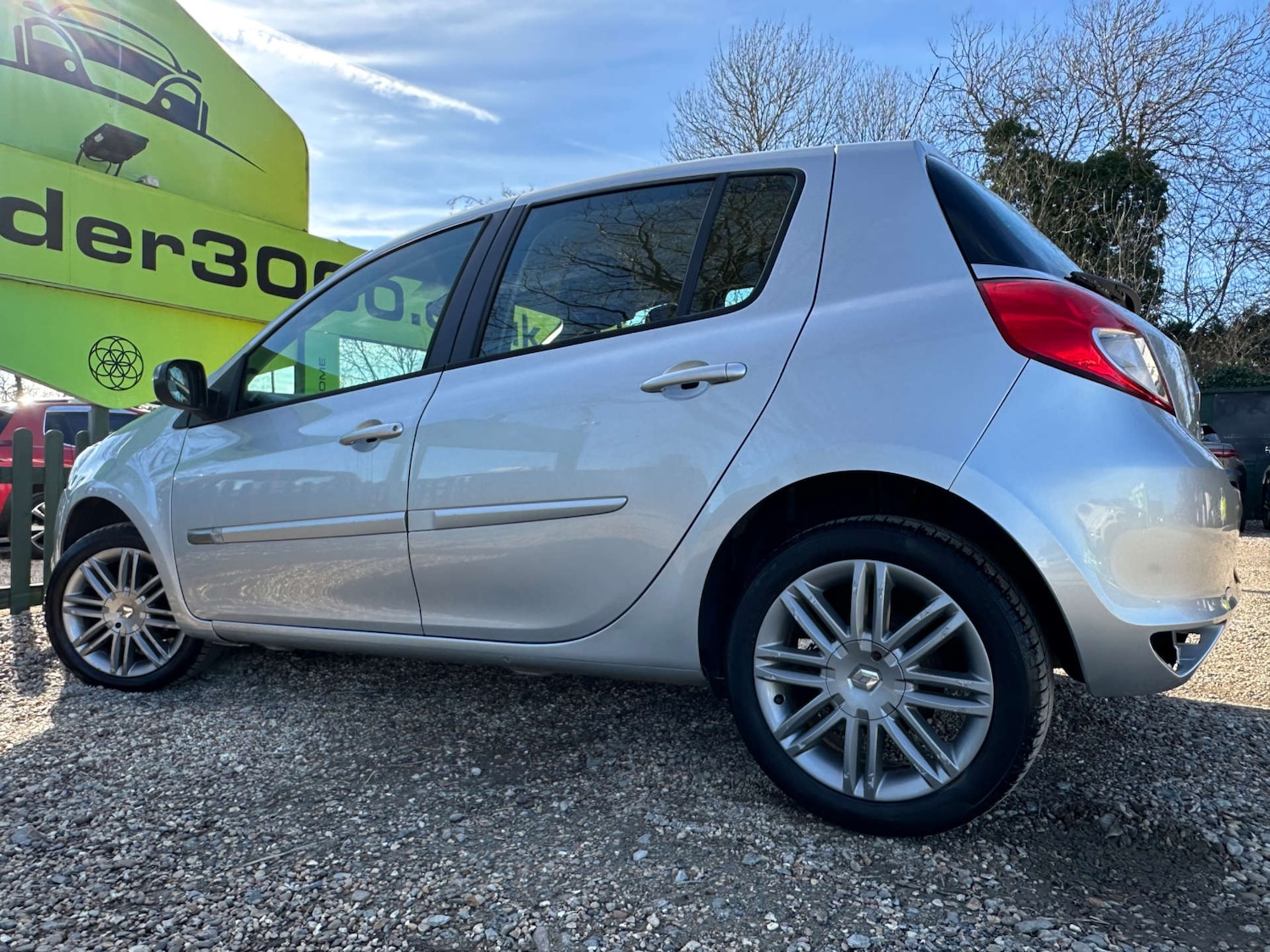 Used Renault Clio 2012 for sale - 77735039: Photo 9