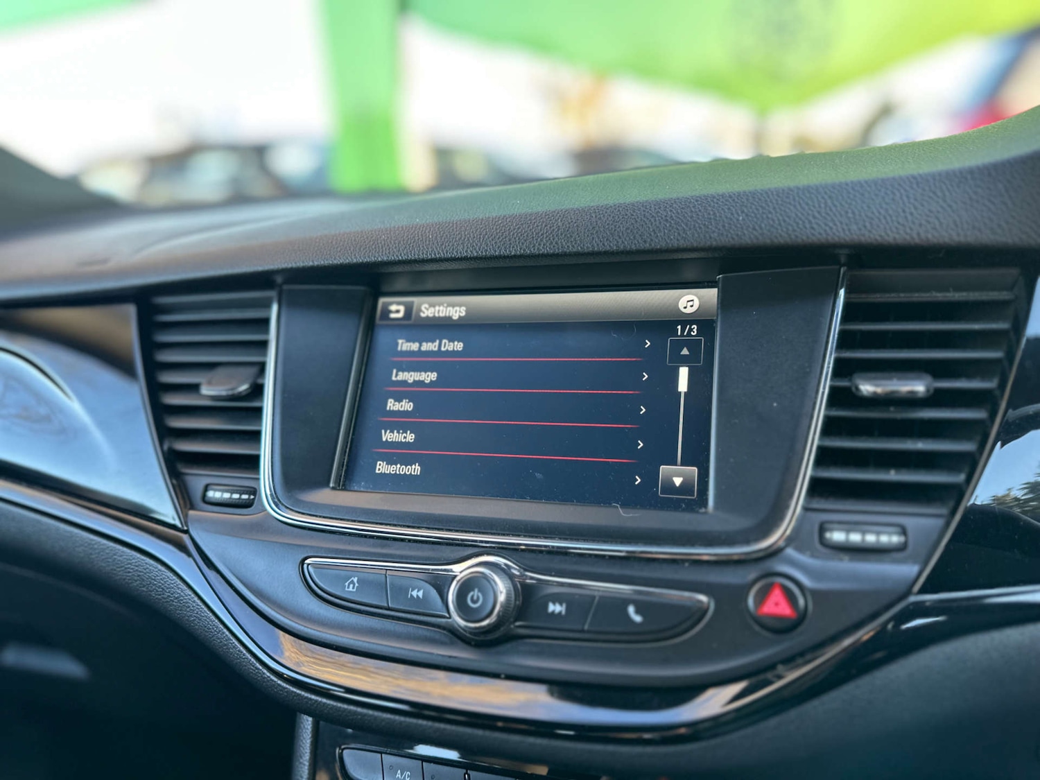 Used Vauxhall Astra 2017 for sale - 77975386: Photo 3