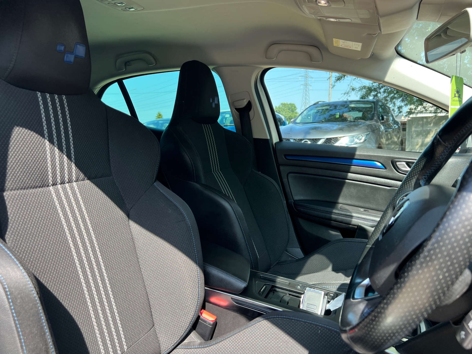 Used Renault Megane 2017 for sale - 77271560: Photo 11