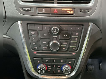 Used Vauxhall Mokka 2015 for sale - 77392223: Photo