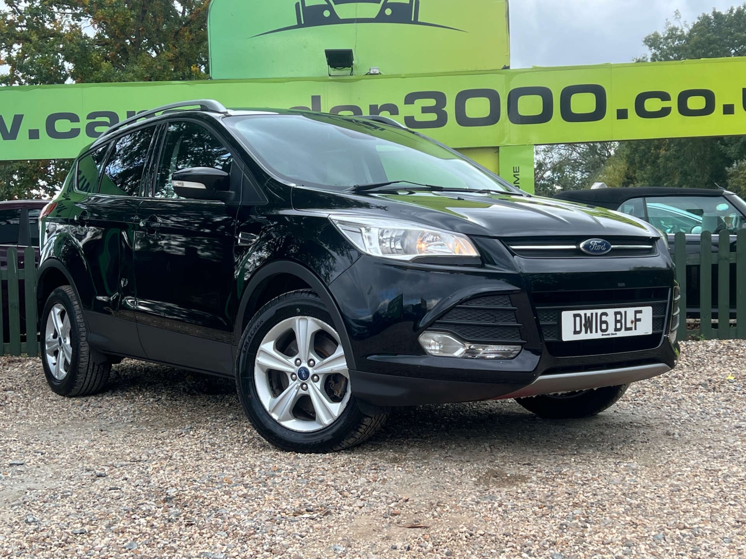 Used Ford Kuga 2016 for sale - 76520346: Photo 2