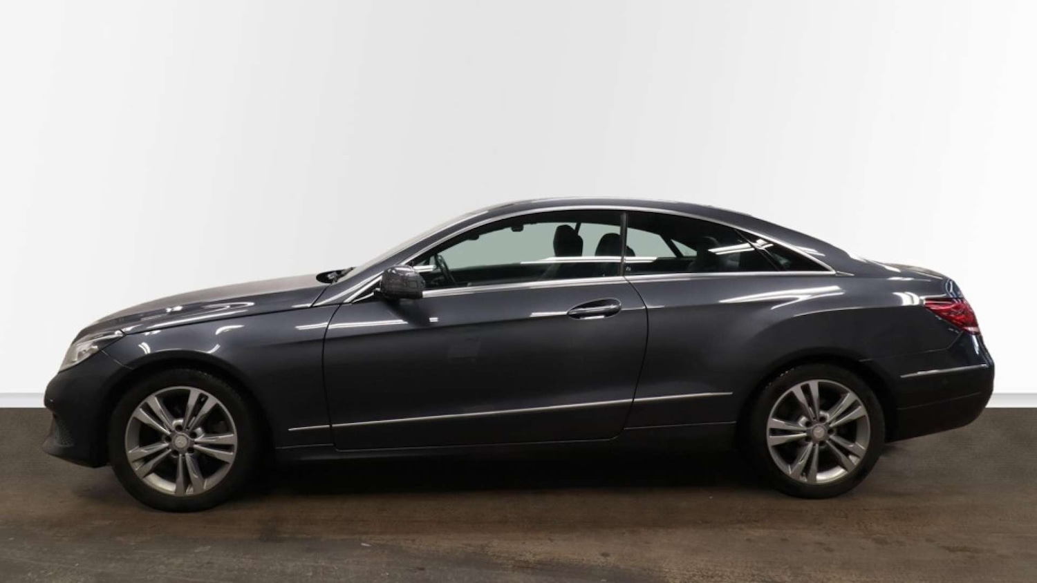 Used Mercedes-Benz E Class 2015 for sale - 76846790: Photo 12