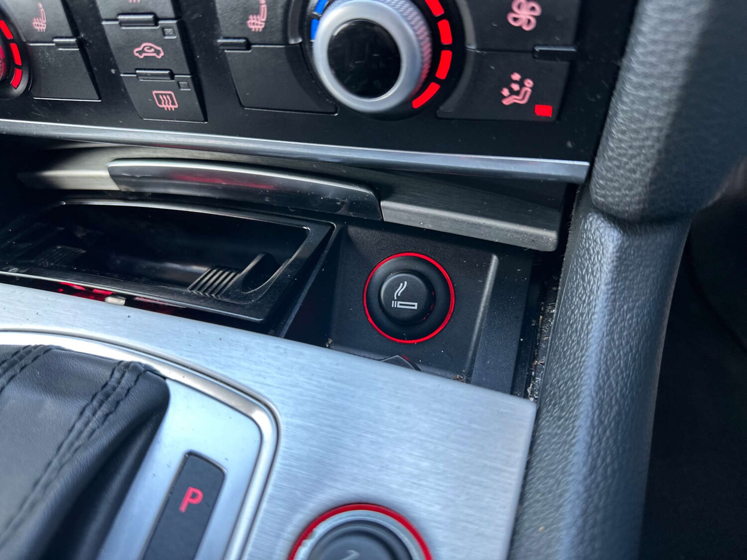 Used Audi Q7 2014 for sale - 77745471: Photo 28