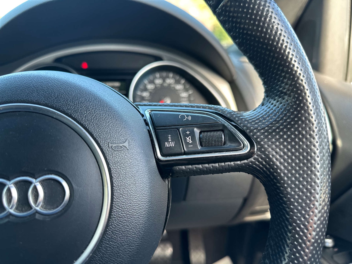 Used Audi Q7 2014 for sale - 77745471: Photo 34