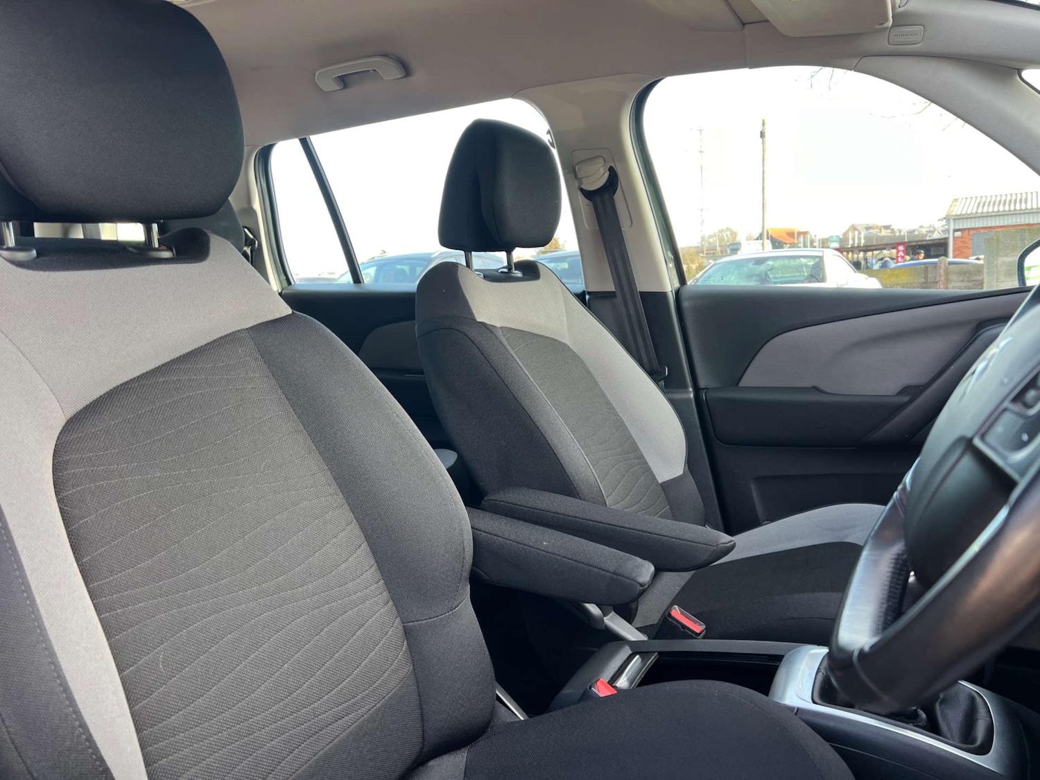 Used Citroen Grand C4 Picasso 2016 for sale - 77621925: Photo 11