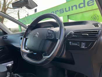 Used Citroen Grand C4 Picasso 2016 for sale - 77621925: Photo