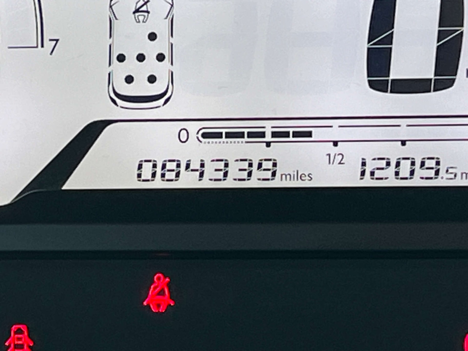 Used Citroen Grand C4 Picasso 2016 for sale - 77621925: Photo 30