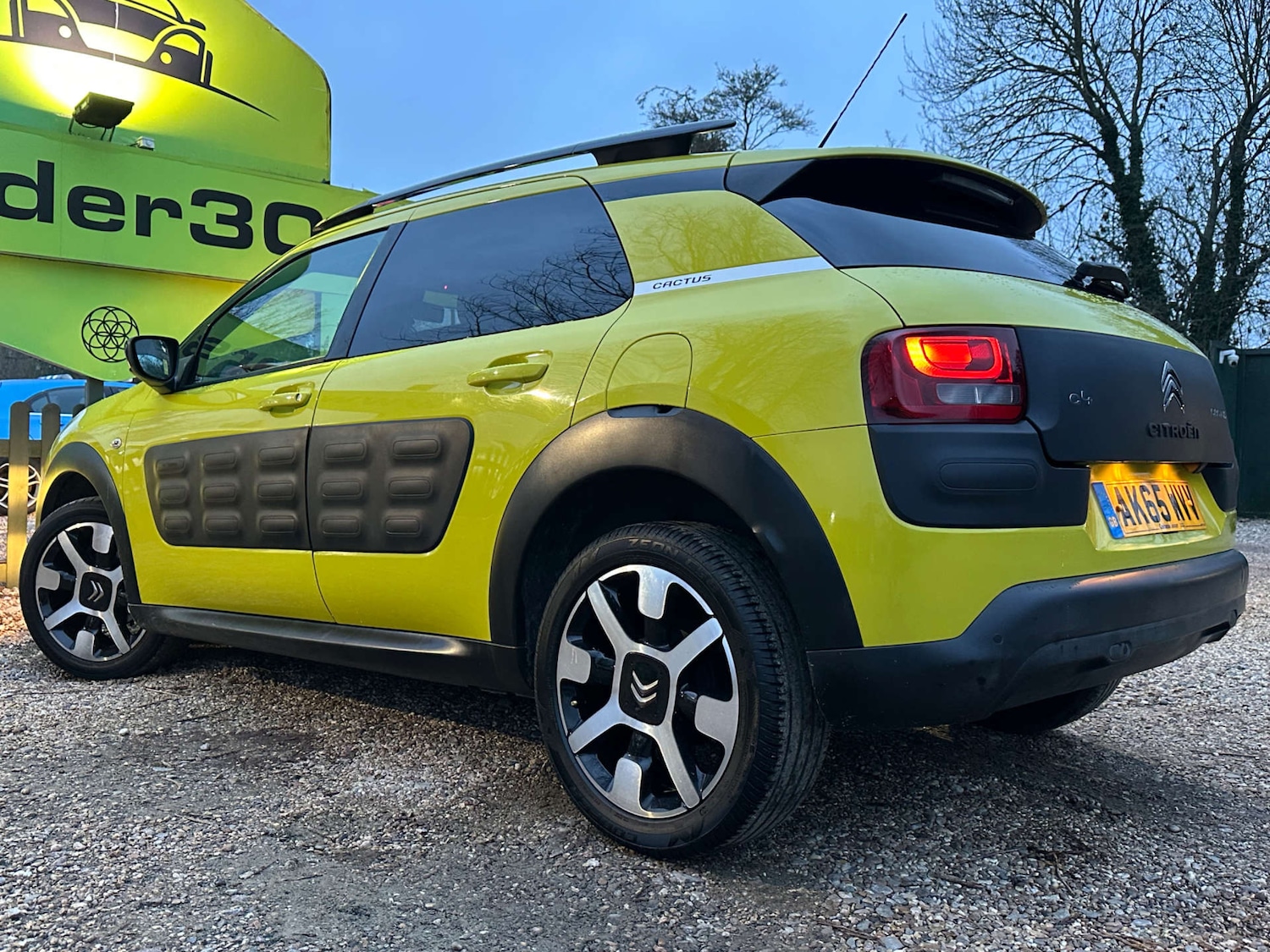 Used Citroen C4 Cactus 2016 for sale - 77220994: Photo 17