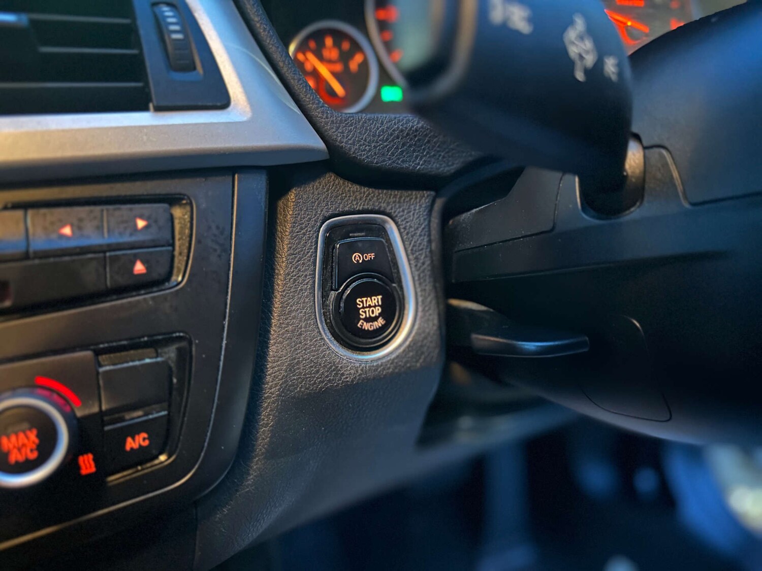 Used BMW 3 Series 2014 for sale - 76709159: Photo 36