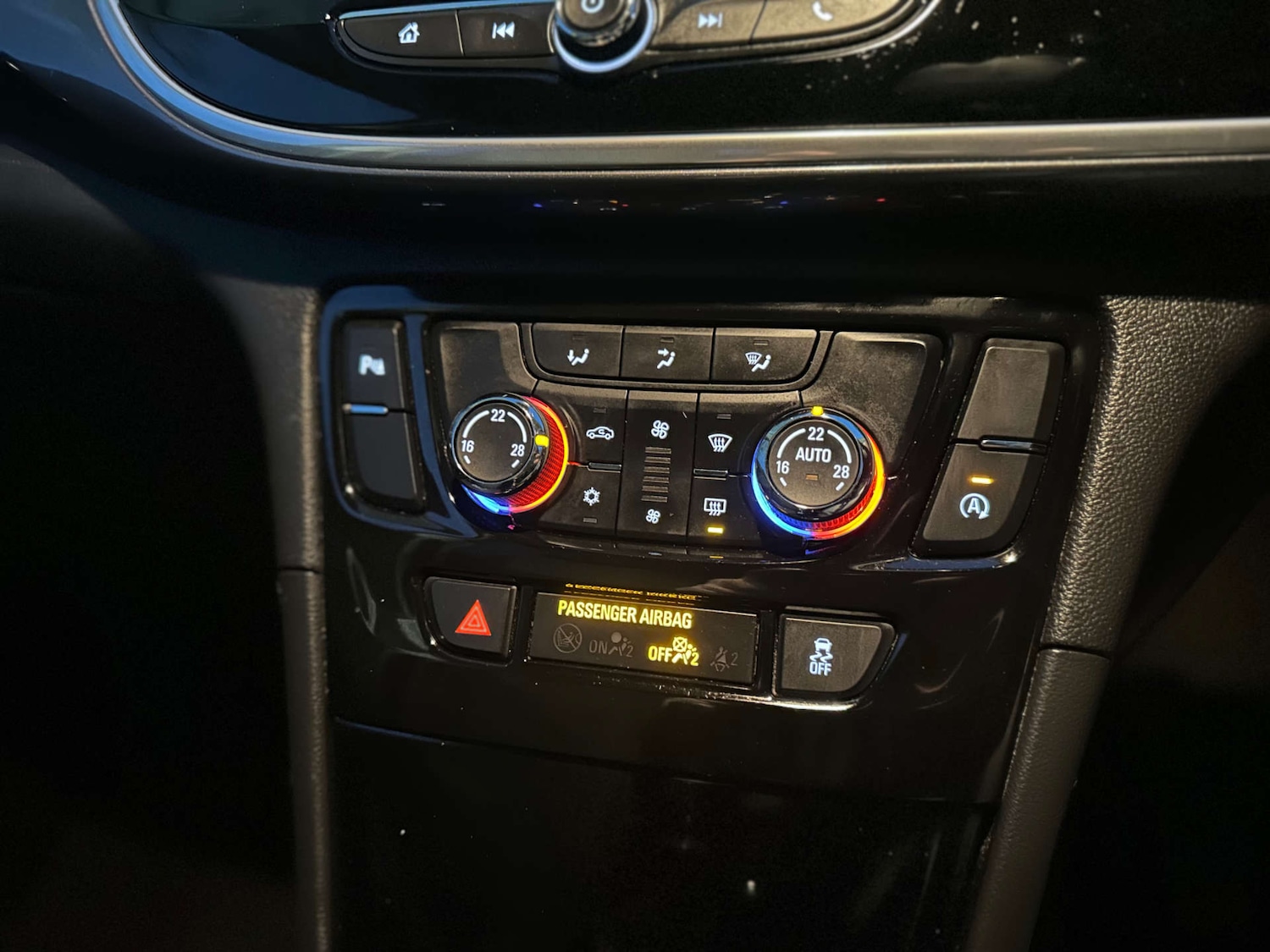 Used Vauxhall Mokka X 2018 for sale - 76762551: Photo 28