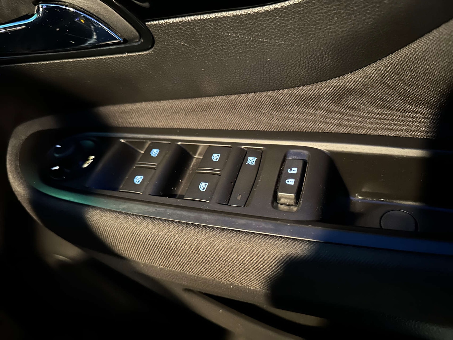 Used Vauxhall Mokka X 2018 for sale - 76762551: Photo 34