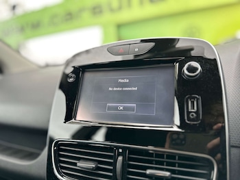 Used Renault Clio 2018 for sale - 77233577: Photo