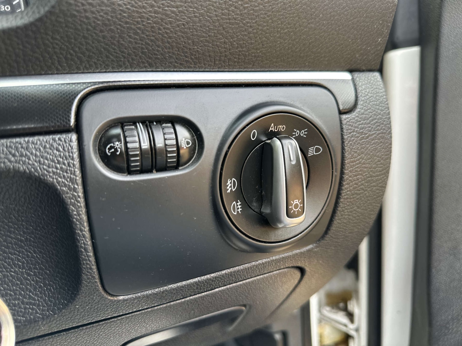 Used Volkswagen EOS 2012 for sale - 76444747: Photo 25