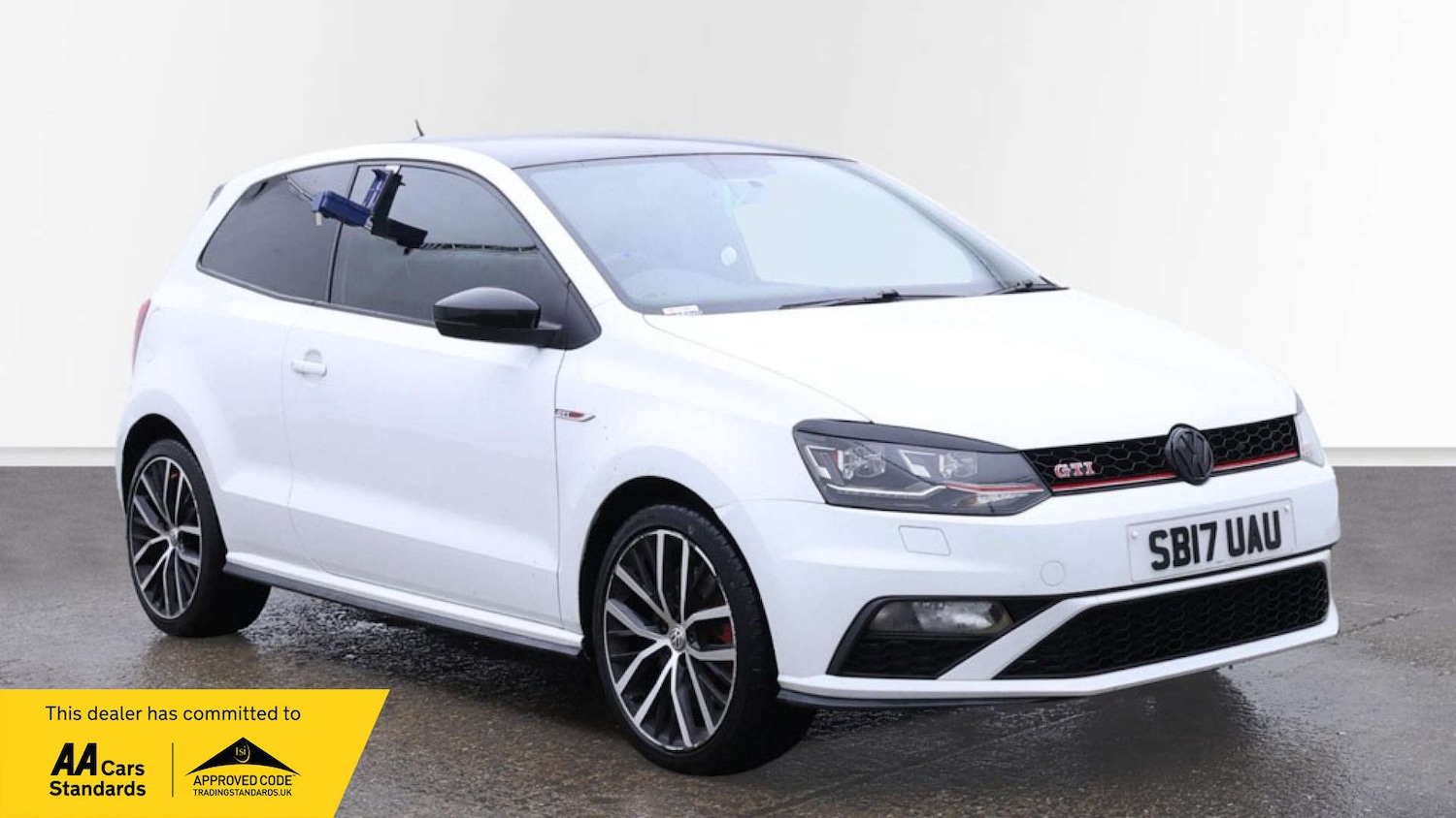 Used Volkswagen Polo 2017 for sale - 76577479: Photo 1