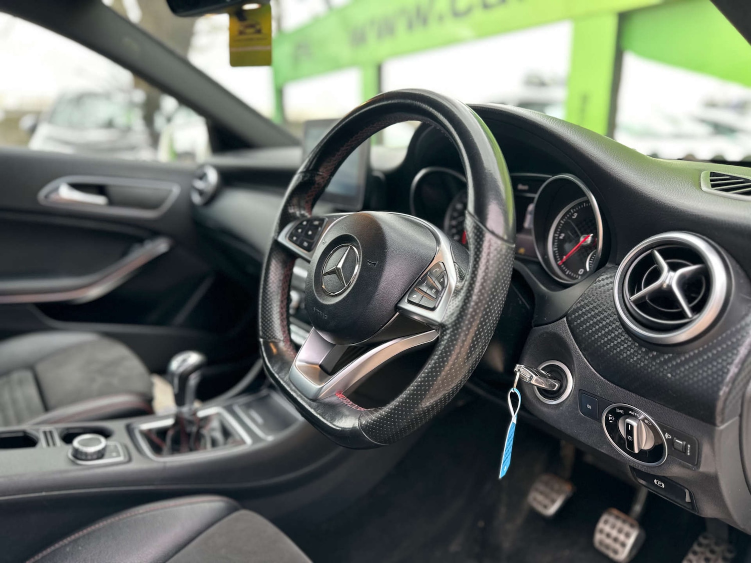 Used Mercedes-Benz A-Class 2016 for sale - 77636167: Photo 10