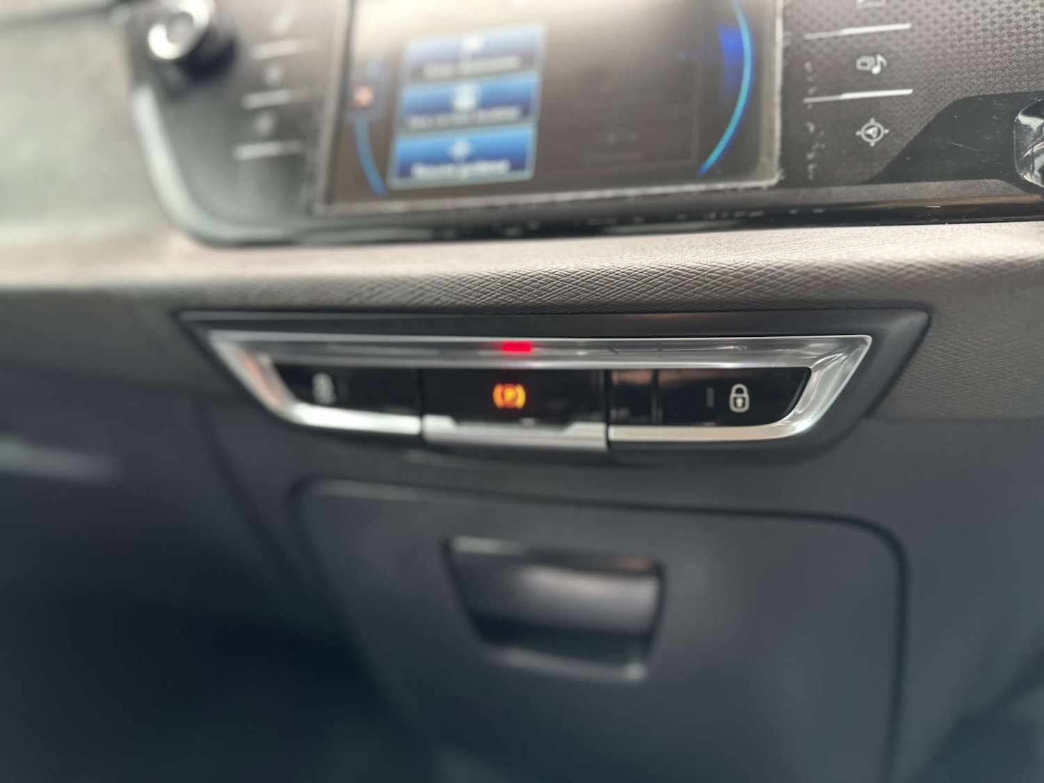 Used Citroen C4 Picasso 2016 for sale - 77378399: Photo 31