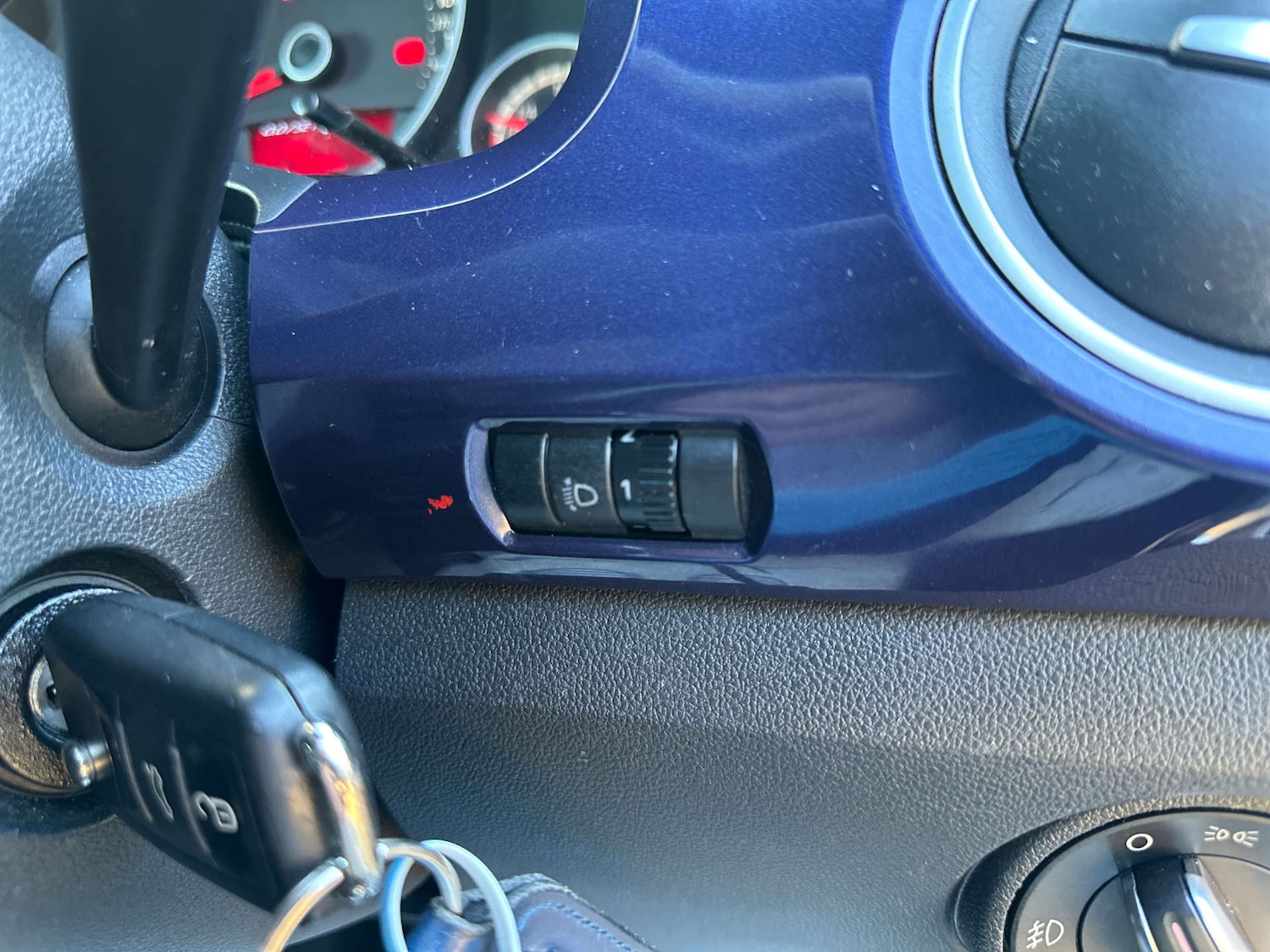 Used Volkswagen up! 2016 for sale - 76469515: Photo 22