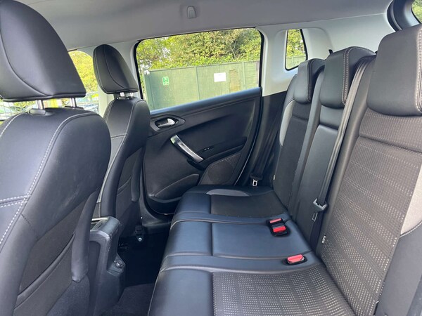 Used Peugeot 2008 2014 for sale - 76265223: Photo 14
