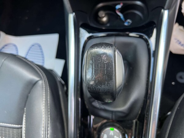 Used Peugeot 2008 2014 for sale - 76265223: Photo 26