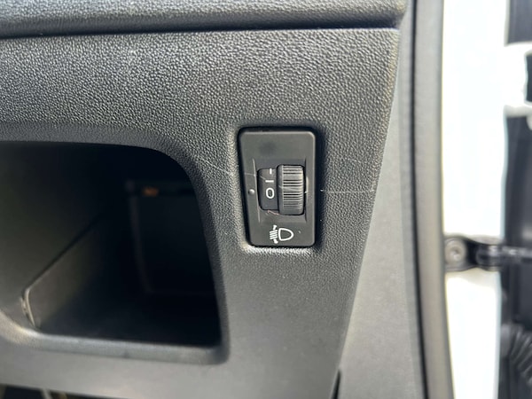 Used Peugeot 2008 2014 for sale - 76265223: Photo 31
