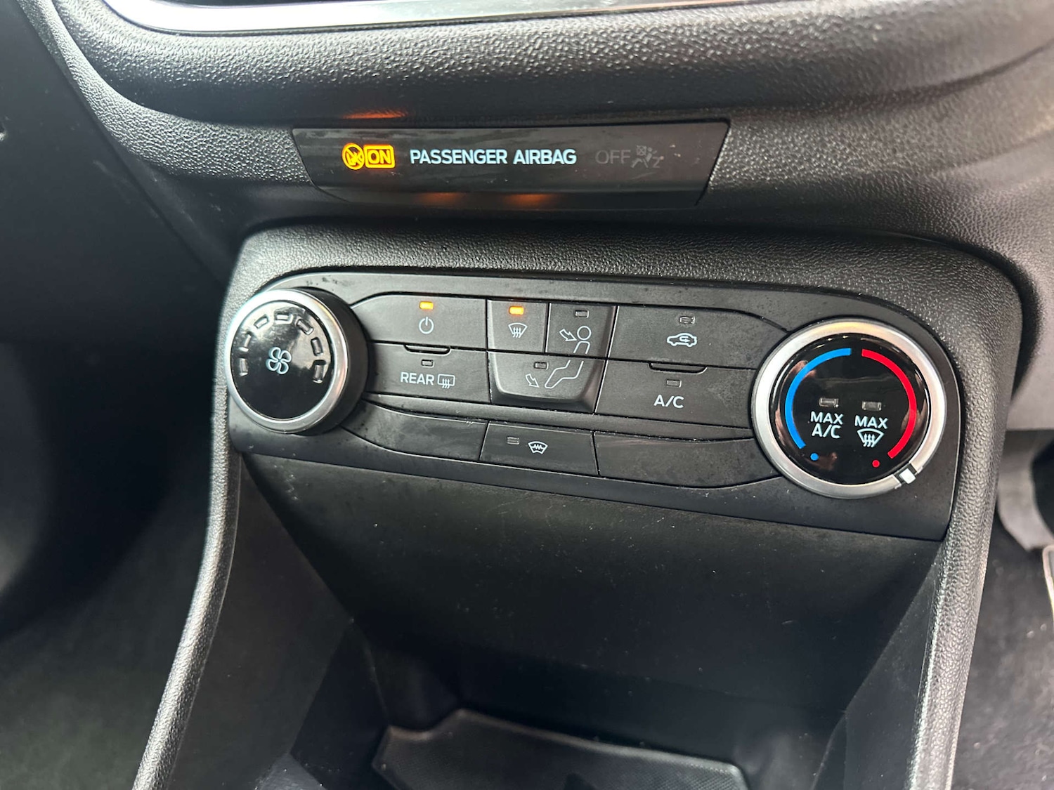 Used Ford Fiesta 2018 for sale - 76495823: Photo 21