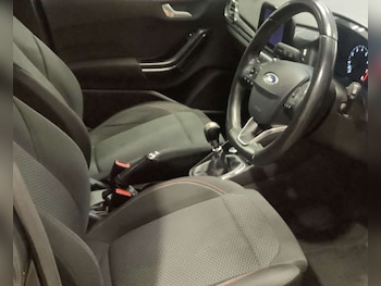 Used Ford Fiesta 2018 for sale - 76495823: Photo